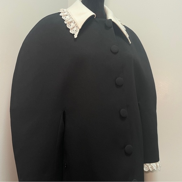 NEW! Shushu/Tong- Black Round Sleeve Coat White Collar UK 10 US 6 Oversized - Picture 3 of 15